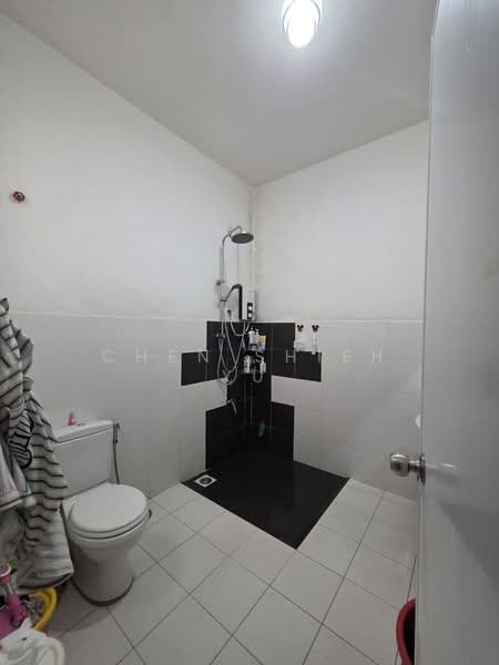 Rumah Teres 2 Tingkat untuk Dijual di Setia Tropika (Johor Bahru) - Chen Shieh Yu - Bathroom - PropertyGuru.com.my