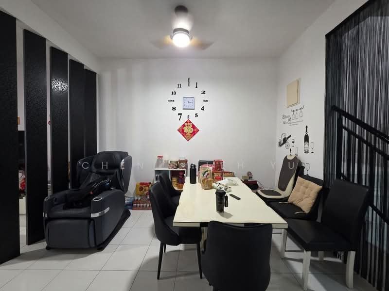 Rumah Teres 2 Tingkat untuk Dijual di Setia Tropika (Johor Bahru) - Chen Shieh Yu - Living Room - PropertyGuru.com.my