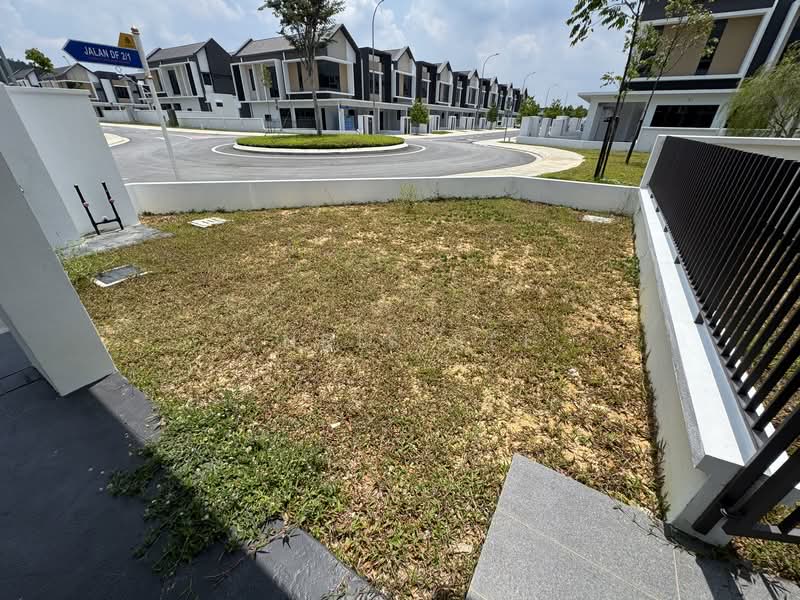 2-storey Terraced House for Sale in Bandar Gamuda Gardens (Rawang) - Chris See - Exterior - PropertyGuru.com.my