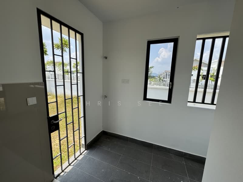 2-storey Terraced House for Sale in Bandar Gamuda Gardens (Rawang) - Chris See - Exterior - PropertyGuru.com.my