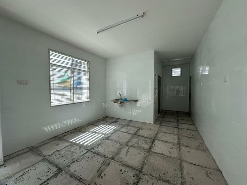 Rumah Berkembar untuk Dijual di Permatang Damar Laut (Batu Maung) - Xinnee . - Interior - PropertyGuru.com.my