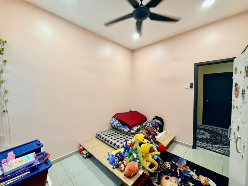 2-storey Terraced House for Sale in Mahkota Hills (Lenggeng) - Rohani Daud - Bedroom - PropertyGuru.com.my