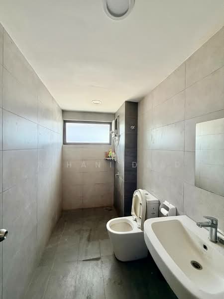 2-storey Terraced House for Sale in Mahkota Hills (Lenggeng) - Rohani Daud - Bathroom - PropertyGuru.com.my