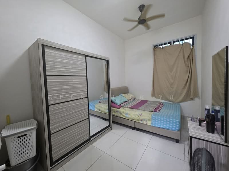 Rumah Teres 2 Tingkat untuk Dijual di Setia Tropika (Johor Bahru) - Chen Shieh Yu - Bedroom - PropertyGuru.com.my
