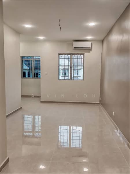 Rumah Teres 2 Tingkat untuk Dijual di BANDAR PUCHONG JAYA (Puchong) - Alvin Loh - Living Room - PropertyGuru.com.my