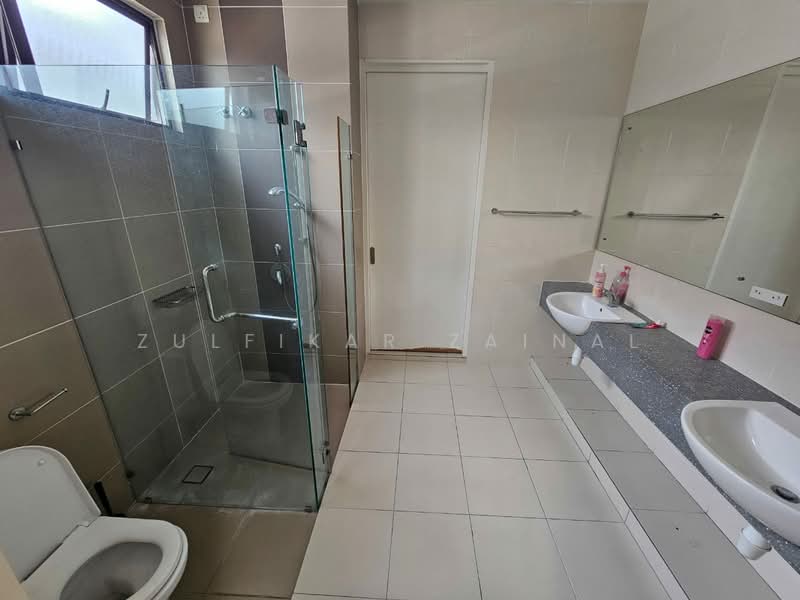 Semi-Detached House for Sale in Denai Alam (Shah Alam) - Zulfikar Zainal - Bathroom - PropertyGuru.com.my