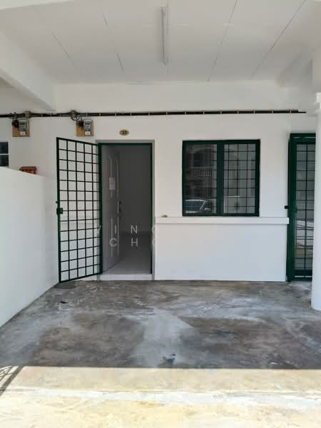 2-storey Terraced House for Sale in Taman Puchong Prima (Puchong) - Vincent Chong - Entrance - PropertyGuru.com.my