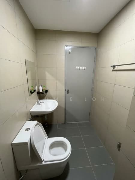 Servis Apartment untuk Disewa di TR Residence - Cammie Loh - Bathroom - PropertyGuru.com.my