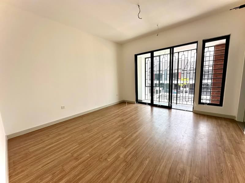 Rumah Teres 2 Tingkat untuk Dijual di Elmina (Shah Alam) - Shaziery Iskandar - PropertyGuru.com.my