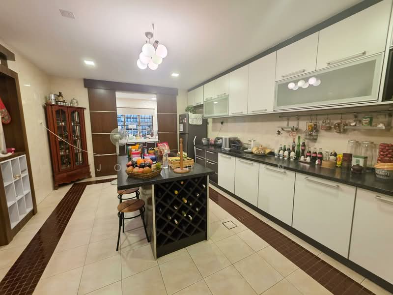 Semi-Detached House for Sale in Shah Alam (Selangor) - Joseph Chan - Kitchen - PropertyGuru.com.my