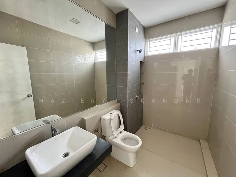 Rumah Teres 2 Tingkat untuk Dijual di Elmina (Shah Alam) - Shaziery Iskandar - PropertyGuru.com.my