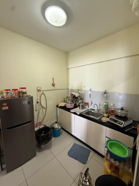 Apartment for Rent at Zennith Suites (Pangsapuri Kebun Teh) - Warren Tong - Kitchen - PropertyGuru.com.my