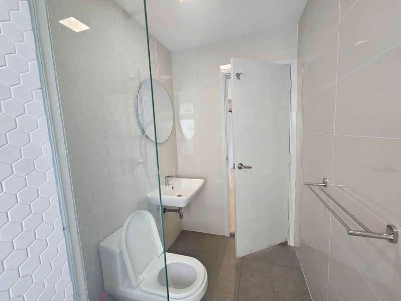Servis Apartment untuk Disewa di Continew - Shan Keow - Bathroom - PropertyGuru.com.my