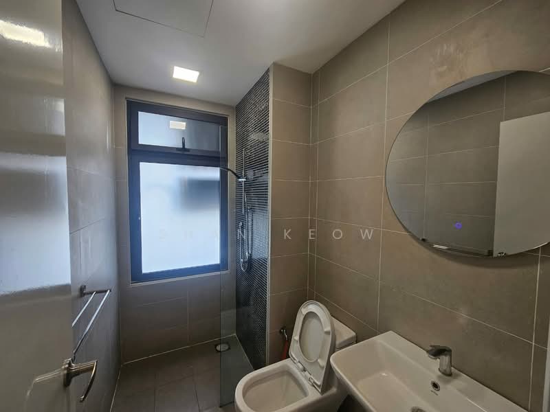 Servis Apartment untuk Disewa di Continew - Shan Keow - Bathroom - PropertyGuru.com.my