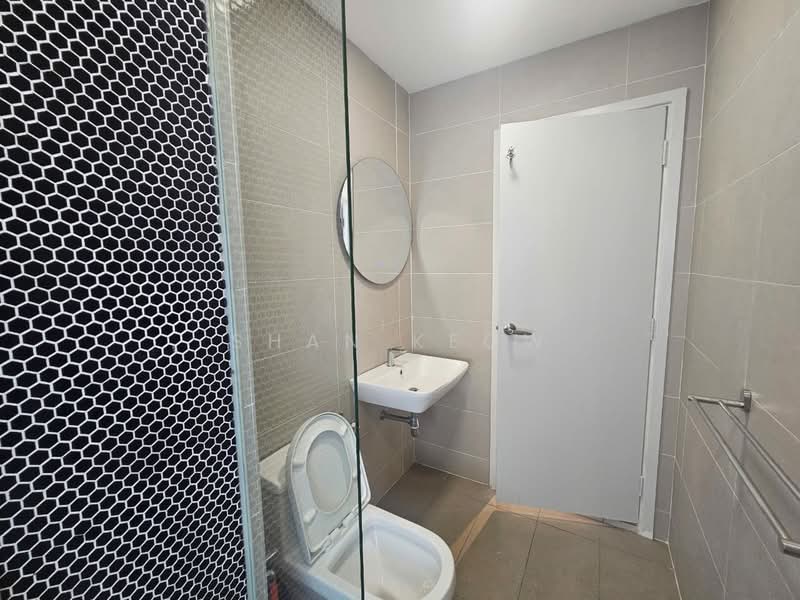 Servis Apartment untuk Disewa di Continew - Shan Keow - Bathroom - PropertyGuru.com.my