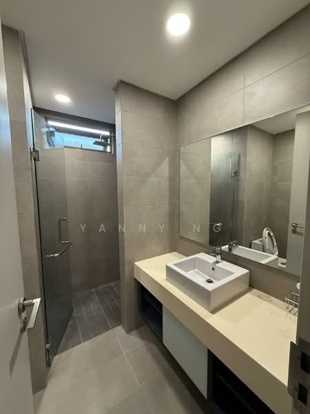 Condominium for Rent at Vivo Residential Suites - Yanny Ng - Bathroom - PropertyGuru.com.my