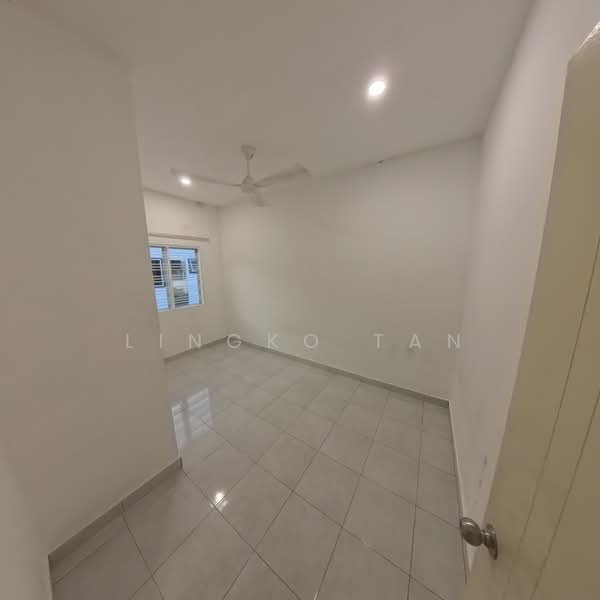 Master Room 