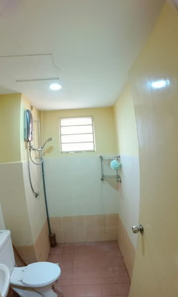 Kondominium untuk Disewa di Koi Tropika - Casey Cheong - Bathroom - PropertyGuru.com.my