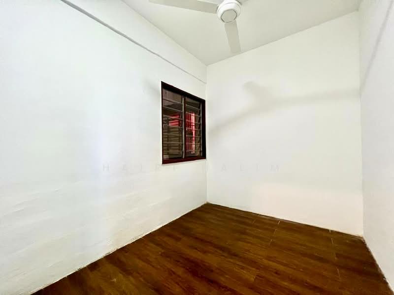 Rumah Flat untuk Dijual di Pangsapuri Berembang Indah - Hairi Halim - PropertyGuru.com.my