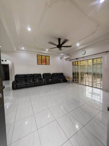 Rumah Teres 1 Tingkat untuk Dijual di Johor Bahru (Johor) - Jeff Lee - Living Room - PropertyGuru.com.my