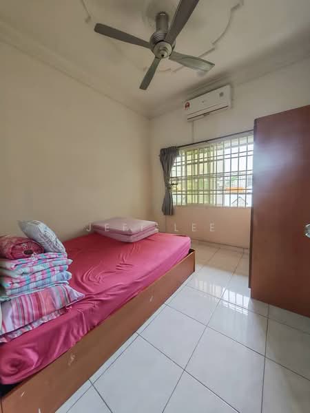 Rumah Teres 1 Tingkat untuk Dijual di Johor Bahru (Johor) - Jeff Lee - Bedroom - PropertyGuru.com.my
