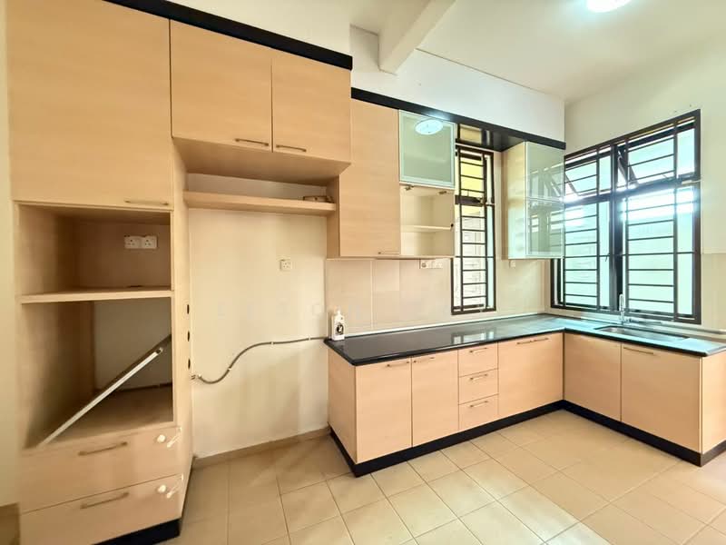 2-storey Terraced House for Sale in Ayer Molek (Melaka) - Elson Tay - Kitchen - PropertyGuru.com.my