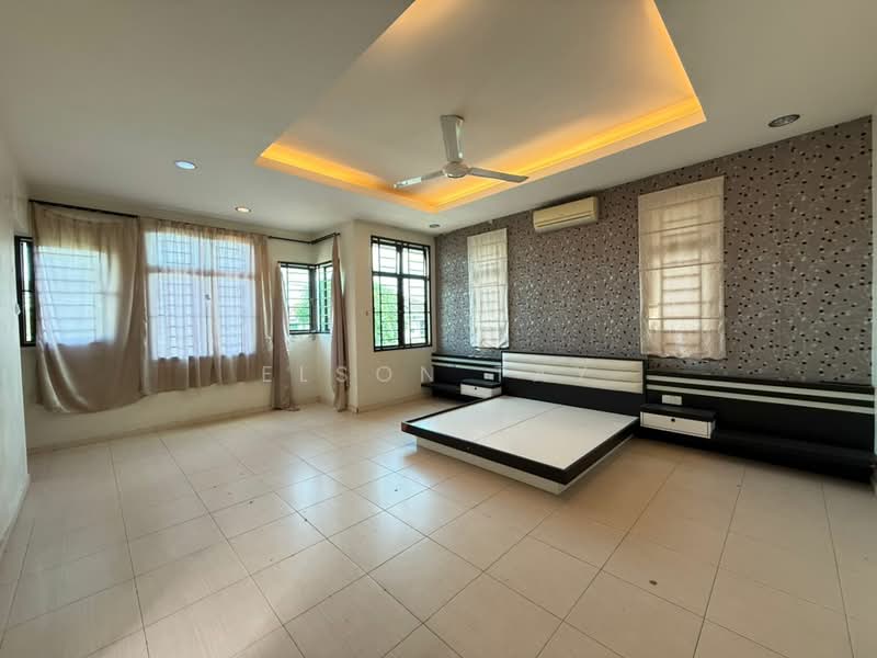 2-storey Terraced House for Sale in Ayer Molek (Melaka) - Elson Tay - Bedroom - PropertyGuru.com.my