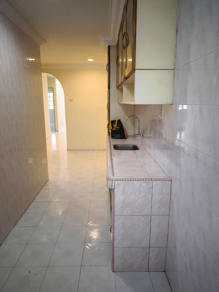 Townhouse for Sale in Taman Saga (Ampang) - Raymond Siow - Kitchen - PropertyGuru.com.my
