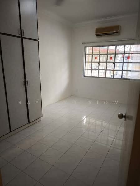 Townhouse for Sale in Taman Saga (Ampang) - Raymond Siow - Interior - PropertyGuru.com.my