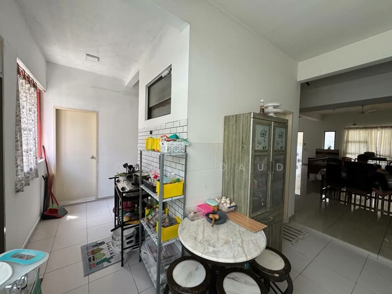 2-storey Terraced House for Sale in Setia Ecohill (Semenyih) - Rohani Daud - Kitchen - PropertyGuru.com.my