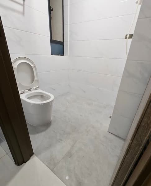 Service Residence for Rent at Country Garden Central Park - Eddie Chan - Bathroom - PropertyGuru.com.my