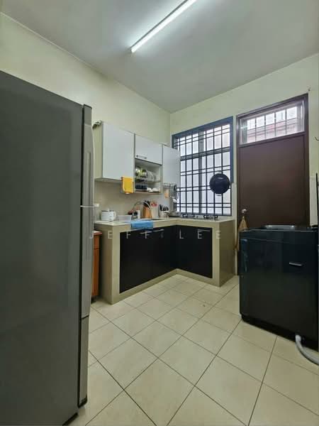 2-storey Terraced House for Sale in Iskandar Puteri (Nusajaya) (Johor) - Jeff Lee - Kitchen - PropertyGuru.com.my