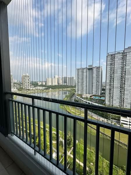 Kondominium untuk Disewa di Lakefront Residence - Asna Abdul Rahman - Balcony - PropertyGuru.com.my