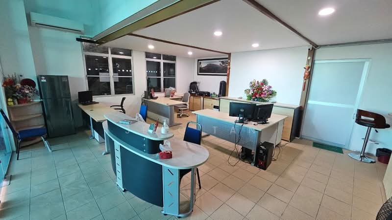 Warehouse for Rent in Kuching (Sarawak) - Jeno Tan - Interior - PropertyGuru.com.my