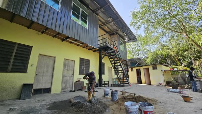 Warehouse for Rent in Kuching (Sarawak) - Jeno Tan - Exterior - PropertyGuru.com.my