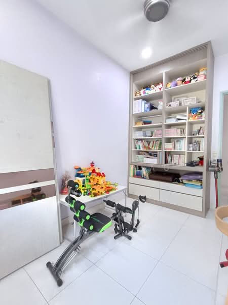Cluster House for Sale in Setia Tropika (Johor Bahru) - Grace Lau - Study - PropertyGuru.com.my