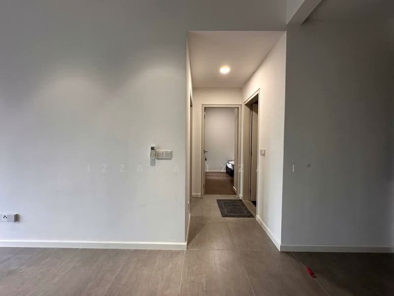 Service Residence for Sale at Aurora Subang Jaya - Izzaza Izzati - Corridor - PropertyGuru.com.my