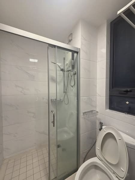 Pangsapuri untuk Disewa di Starview Bay @ Forest City - Jane Loh - Bathroom - PropertyGuru.com.my