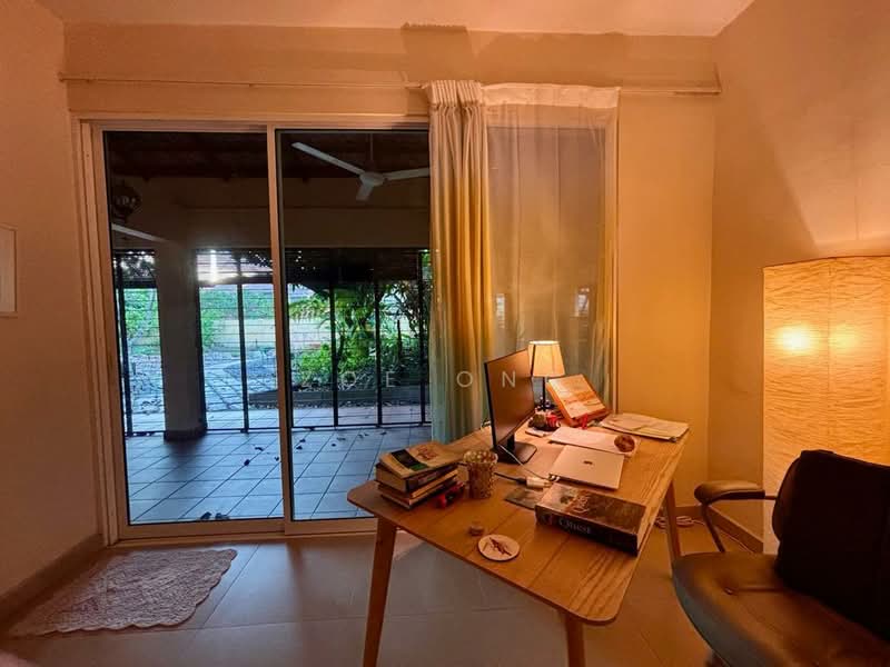 Rumah Teres 2 Tingkat untuk Dijual di Kota Damansara (Selangor) - Zoe Ong - Study - PropertyGuru.com.my