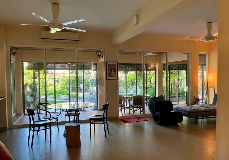Rumah Teres 2 Tingkat untuk Dijual di Kota Damansara (Selangor) - Zoe Ong - Living Room - PropertyGuru.com.my