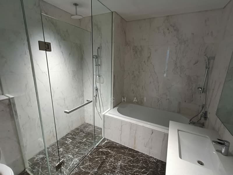 Servis Apartment untuk Dijual di SO Sofitel Kuala Lumpur Residences - KV Chai - Bathroom - PropertyGuru.com.my
