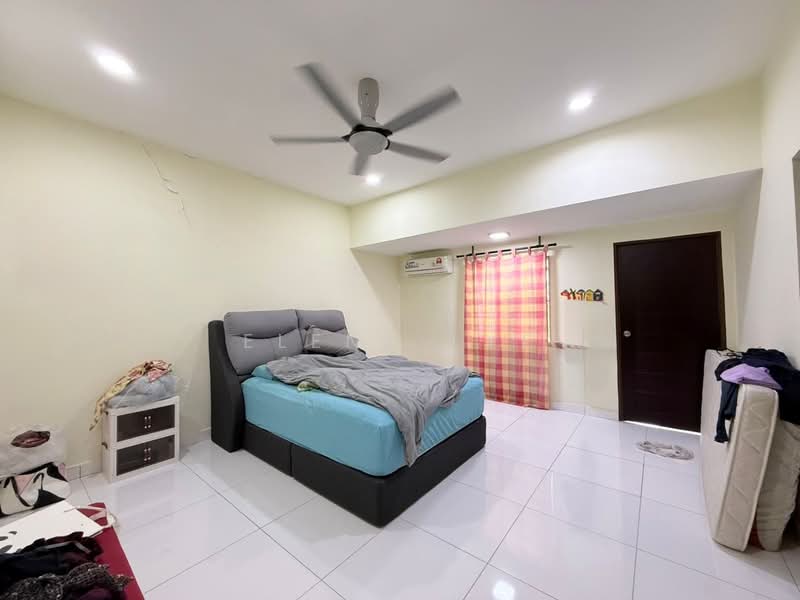 2-storey Terraced House for Sale in Nusantara Prima (Gelang Patah) - Elena Lye - Bedroom - PropertyGuru.com.my