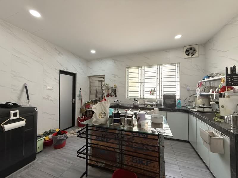 2-storey Terraced House for Sale in Nusantara Prima (Gelang Patah) - Elena Lye - Kitchen - PropertyGuru.com.my