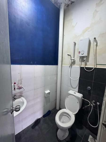 Rumah Teres 1 Tingkat untuk Dijual di Taman Sri Saujana (Kota Tinggi) - Zira . - Bathroom - PropertyGuru.com.my