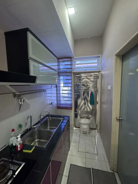 Rumah Teres 1 Tingkat untuk Dijual di Taman Sri Saujana (Kota Tinggi) - Zira . - Kitchen - PropertyGuru.com.my