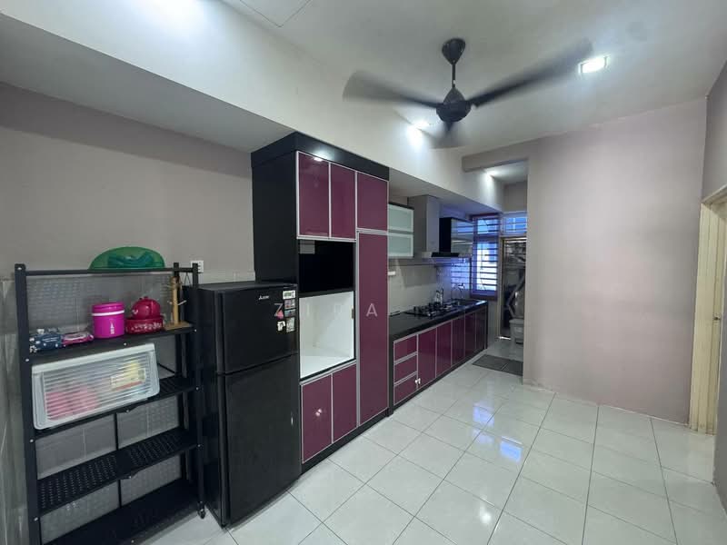 Rumah Teres 1 Tingkat untuk Dijual di Taman Sri Saujana (Kota Tinggi) - Zira . - Kitchen - PropertyGuru.com.my