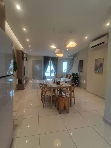 2-storey Terraced House for Sale in Semenyih (Selangor) - Jasper Tan - Living Room - PropertyGuru.com.my