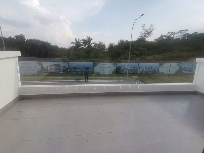 2-storey Terraced House for Sale in Semenyih (Selangor) - Jasper Tan - Exterior - PropertyGuru.com.my