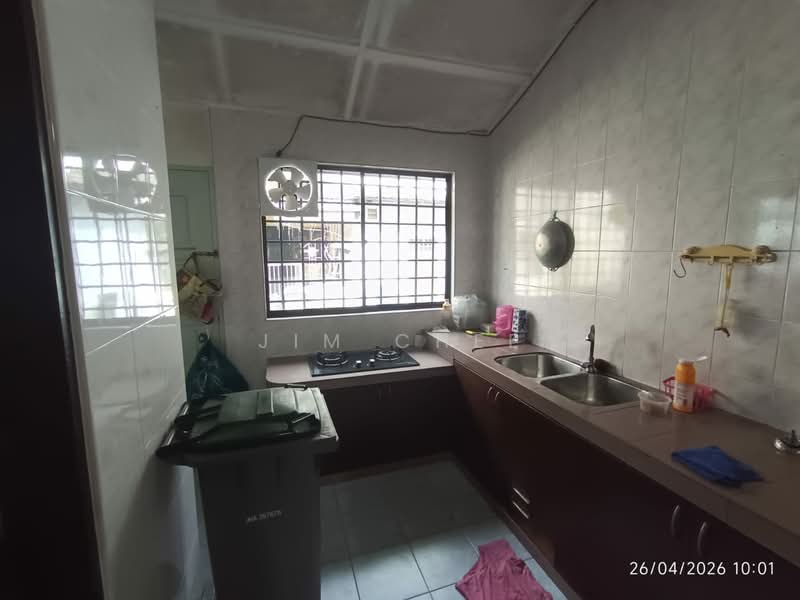 Rumah Teres 2 Tingkat untuk Disewa di Bandar Indahpura (Kulai) - Jim Chee - Kitchen - PropertyGuru.com.my