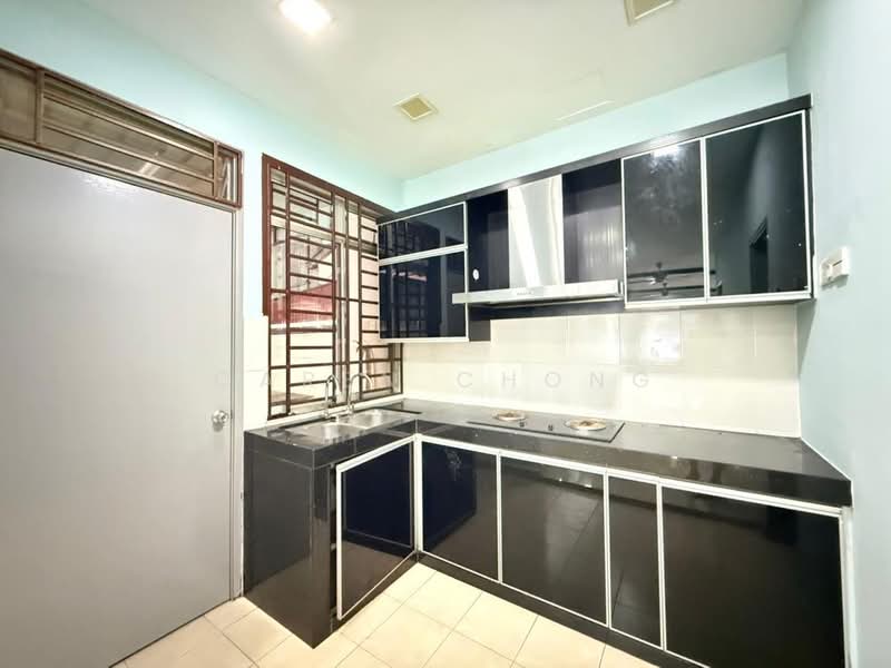 Cluster House for Sale in Johor Bahru (Johor) - Caren Chong - Kitchen - PropertyGuru.com.my